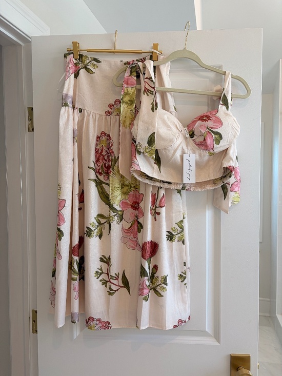 Petal & Pup Dresses & Skirts - NWT Petal & Pup Floral Skirt and Top Set. Size Medium